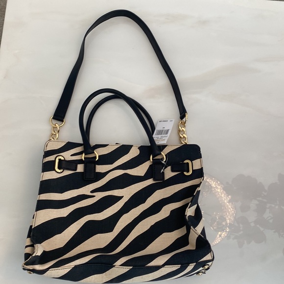 NWT Michael Kors Hamilton zebra large tote. - Picture 6 of 16